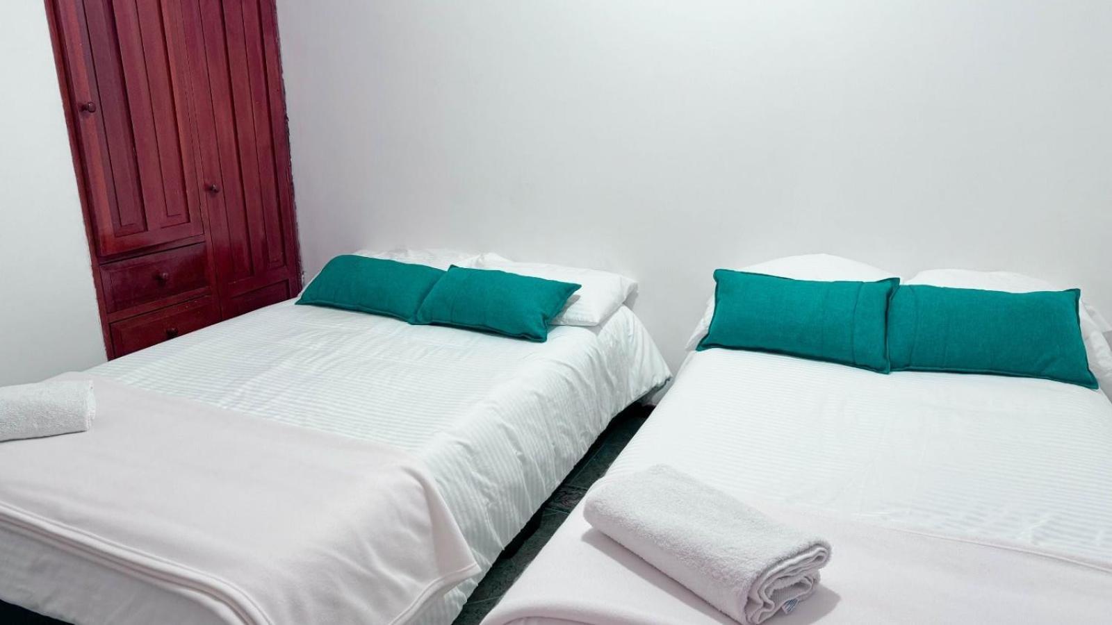 Hotel Hierbabuena Y Restaurante Пасто Екстериор снимка
